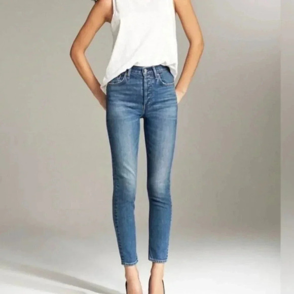 Aritzia Denim Forum Yoko high rise slim jeans medium wash size 26 - Picture 1 of 14